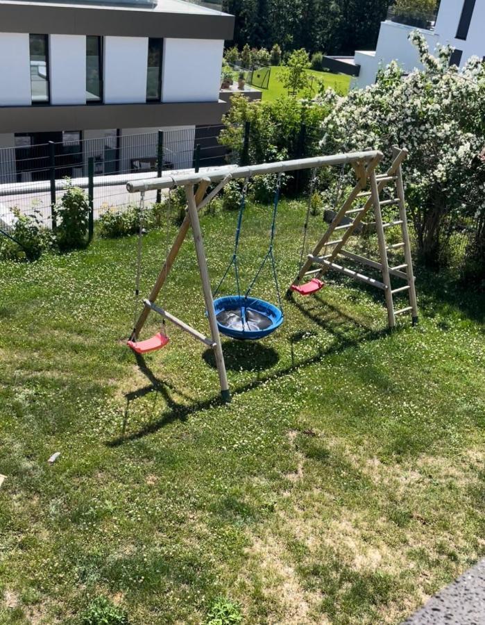 Mayen, Im Moehren, Privatzimmer Nr2, Waldrand, Naehe Nuerburgring & Burg Eltz, Gemeinschaftsbad Exterior photo